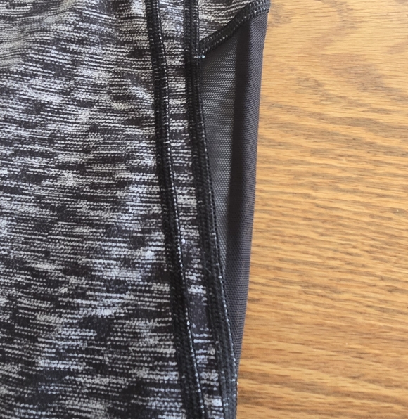 Lululemon Cropped Leggings Sheer Mesh Sides Black Gray Size 6 Capri Yoga Pants - Picture 5 of 7